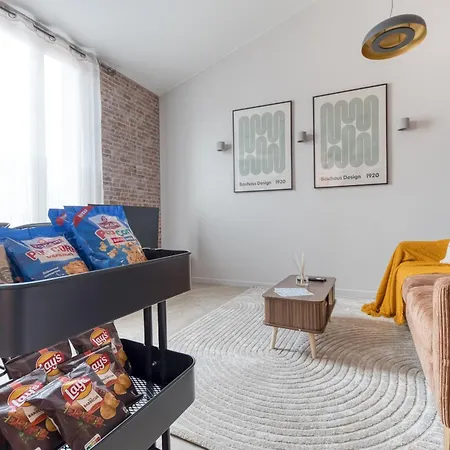 Luxe New York, & Cinema Apartment Bezons